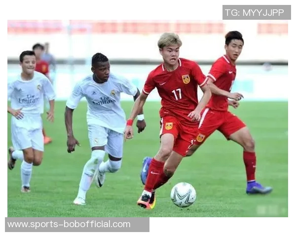 业内专家分析俱乐部引援策略U23球员成长趋势需持续关注与评估